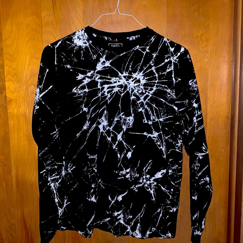 Rue21 Men’s Black Broken Glass Long-sleeve Tee